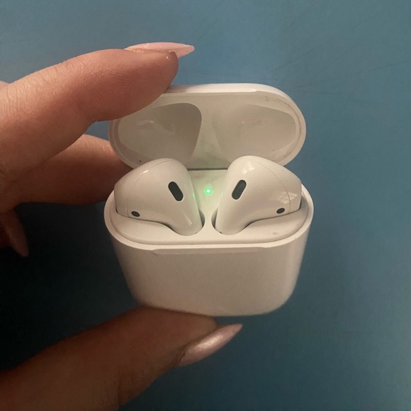 Apple Airpods Good condition